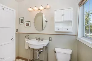 10373 Newhome Ave, Sunland, CA 91040 - Photo 15
