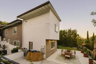 6042 Delphi St, Los Angeles, CA 90042 - Photo 27