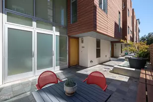 141 S Hudson Ave, Pasadena, CA 91101 - Photo 3