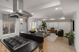 141 S Hudson Ave, Pasadena, CA 91101 - Photo 17