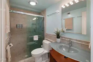 5749 Briartree Dr, La Canada Flintridge, CA 91011 - Photo 27