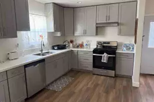 2055 W 80th St, Los Angeles, CA 90047 - Photo 5