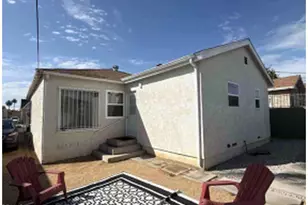2055 W 80th St, Los Angeles, CA 90047 - Photo 3