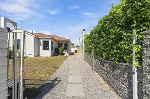 2055 W 80th St, Los Angeles, CA 90047 - Photo 13