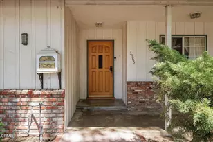 3585 Shadow Grove Rd, Pasadena, CA 91107 - Photo 3