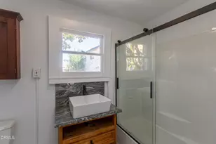 746 W 21st St, San Pedro, CA 90731 - Photo 9