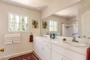 615 S Mentor Ave, Pasadena, CA 91106 - Photo 49