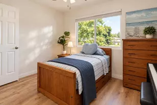 1102 W Calle Del Sol, Azusa, CA 91702 - Photo 13