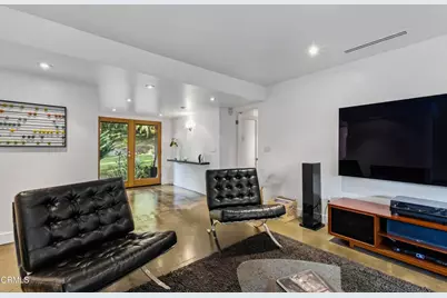 3616 E Chevy Chase Drive, Glendale, CA 91206 - Photo 11
