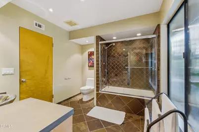 3616 E Chevy Chase Drive, Glendale, CA 91206 - Photo 29