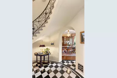 1290 Hillcrest Avenue, Pasadena, CA 91106 - Photo 13