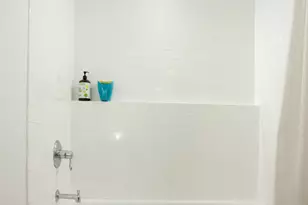 2901 W Oak St, Burbank, CA 91505 - Photo 13
