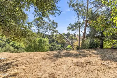 12211 Forest Trail, Sylmar, CA 91342 - Photo 21
