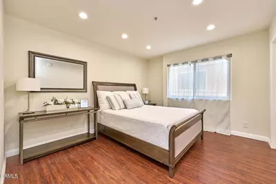 2466 Montrose Avenue #7, Montrose, CA 91020 - Photo 13