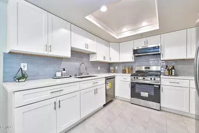 2466 Montrose Avenue #7, Montrose, CA 91020 - Photo 9