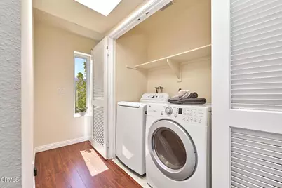2466 Montrose Avenue #7, Montrose, CA 91020 - Photo 19