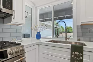 7643 Encino Ave, Northridge, CA 91325 - Photo 13