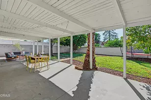 7643 Encino Ave, Northridge, CA 91325 - Photo 37