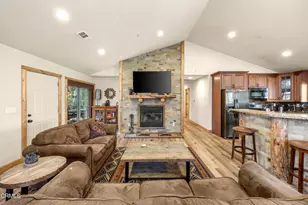 40217 Dream St, Big Bear Lake, CA 92315 - Photo 13