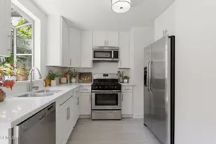 595 N Garfield Ave, Pasadena, CA 91101 - Photo 5