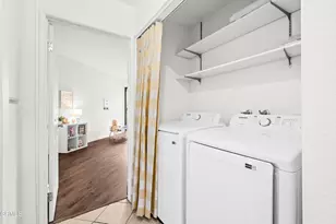 4200 Via Arbolada, Los Angeles, CA 90042 - Photo 33