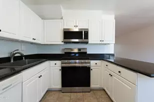20224 Cohasset St, Winnetka, CA 91306 - Photo 9