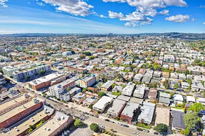 1749 N Edgemont Street, Los Angeles, CA 90027 - Photo 17