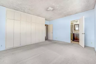 1749 N Edgemont Street, Los Angeles, CA 90027 - Photo 5