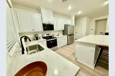 45141 Kingbird Lane, Lake Elsinore, CA 92532 - Photo 9