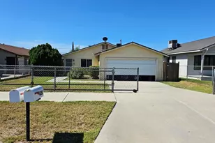 420 E B St, Colton, CA 92324 - Photo 1