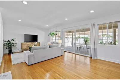 923 Crestview Drive, Pasadena, CA 91107 - Photo 7