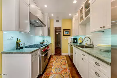 1127 S Orange Grove Boulevard, Pasadena, CA 91105 - Photo 11