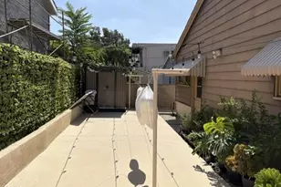 10220 McClemont Ave, Los Angeles, CA 91042 - Photo 7