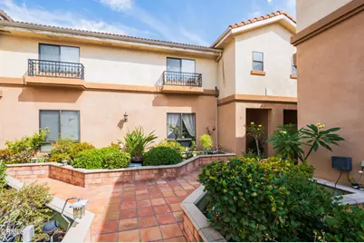 46 8 S Roosevelt Avenue #8, Pasadena, CA 91107 - Photo 5