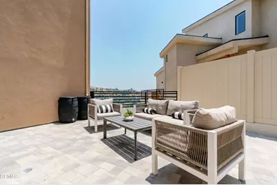 3874 W Point Drive, Los Angeles, CA 90065 - Photo 33