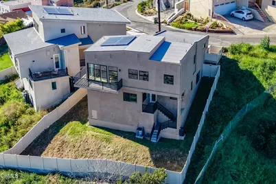 3874 W Point Drive, Los Angeles, CA 90065 - Photo 37