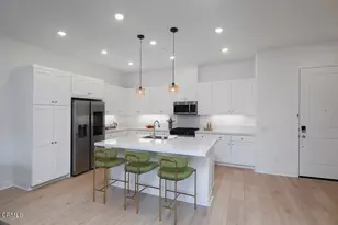 27212 Diamond Peak Ln, Valencia, CA 91381 - Photo 11