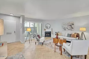 640 Wilcox Ave, Los Angeles, CA 90004 - Photo 13