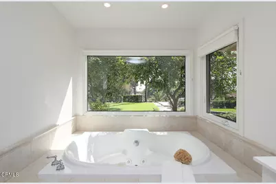 1390 E Palm Street, Altadena, CA 91001 - Photo 29