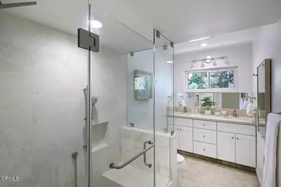 1390 E Palm Street, Altadena, CA 91001 - Photo 35