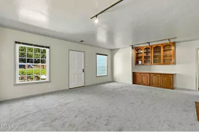 822 Salisbury Road, La Canada Flintridge, CA 91011 - Photo 13