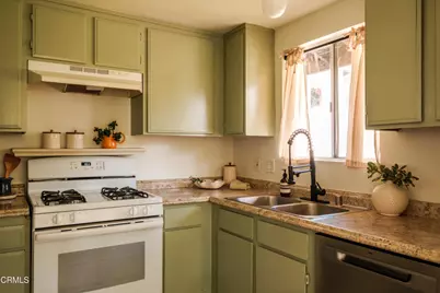 1101 N Summit Avenue #1, Pasadena, CA 91103 - Photo 11