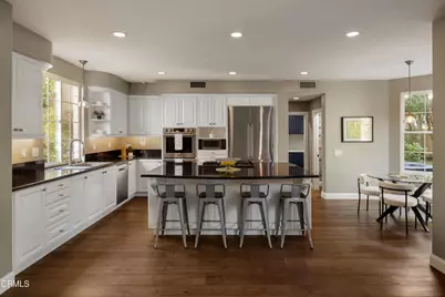 813 W Gabrielino Court, Altadena, CA 91001 - Photo 19