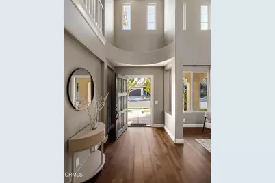 813 W Gabrielino Court, Altadena, CA 91001 - Photo 3