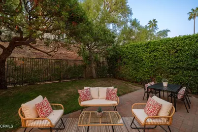 813 W Gabrielino Court, Altadena, CA 91001 - Photo 59