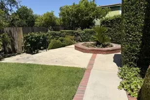 3040 Orange Ave, La Crescenta, CA 91214 - Photo 43