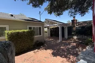 3040 Orange Ave, La Crescenta, CA 91214 - Photo 5