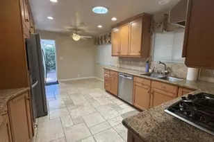 3040 Orange Ave, La Crescenta, CA 91214 - Photo 11