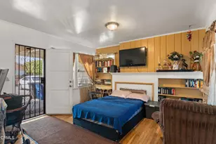 2428 Glenwood Pl, South Gate, CA 90280 - Photo 7