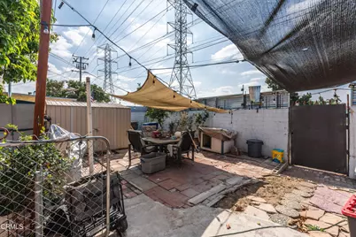 2428 Glenwood Place, South Gate, CA 90280 - Photo 21